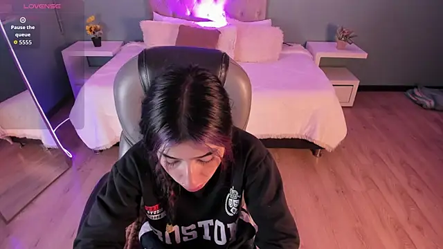 Celeste Rous   online show from March 27, 12:38 pm