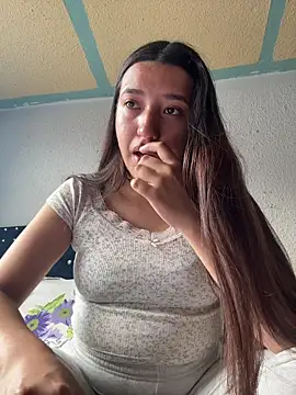 Alix Rousses21 online show from January 10, 7:04 pm