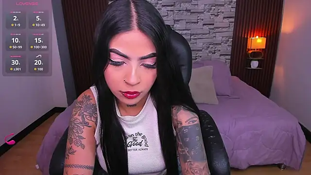 Snapshot of _hanna_miller__ chatting on July 21, 7:38 pm hanna miller online show from July 21, 7:38 pm