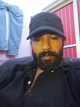 Snapshot of Bigkannan chatting on June 24, 10:03 am Bigkannan online show from June 24, 10:03 am