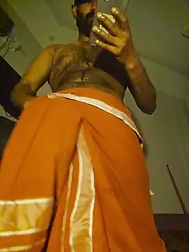 Snapshot of Bigkannan chatting on July 18, 10:13 pm Bigkannan online show from July 18, 10:13 pm