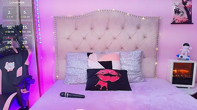 Miss Liu online show from January 12, 12:10 pm