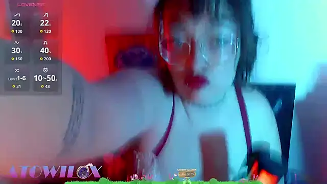 atowiloxx online show from August 4, 8:00 pm