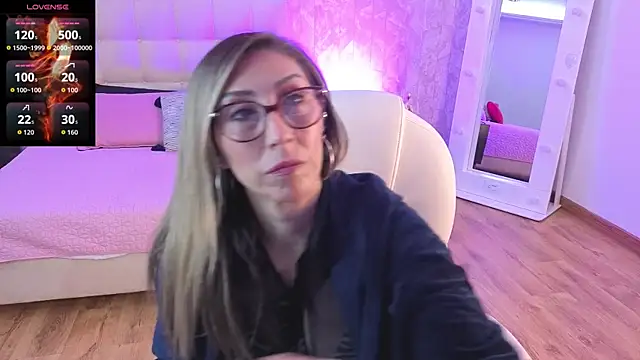 Scarlett 079 online show from April 10, 11:48 am