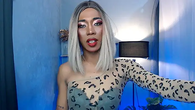 TsBlackHORSECOCKcalix online show from May 4, 5:20 pm
