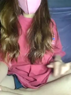 polly chan online show from December 14, 4:23 pm