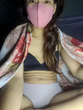 polly chan online show from December 15, 4:44 pm