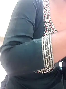 Riya rani8 online show from April 11, 3:05 pm