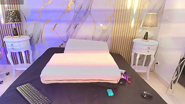 AprillRoss online show from April 17, 12:41 pm