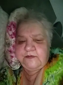 HapinessLovee online show from December 21, 4:47 pm