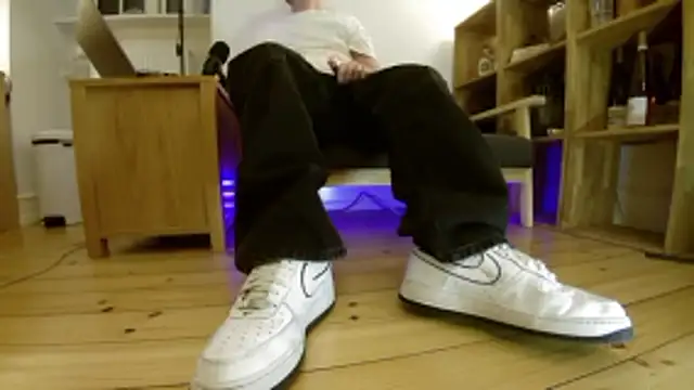 Snapshot of jonas_camboy chatting on February 24, 5:22 pm jonas camboy online show from February 24, 5:22 pm