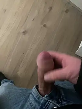 Snapshot of VIP9696 chatting on February 2, 1:54 pm VIP9696 online show from February 2, 1:54 pm