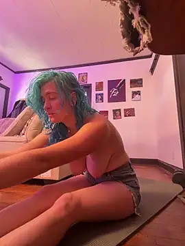 rosiebuddy online show from March 20, 4:23 pm