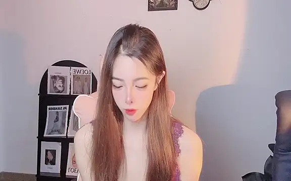 Snapshot of Sini_Sex chatting on July 10, 3:22 am Sini Sex online show from July 10, 3:22 am