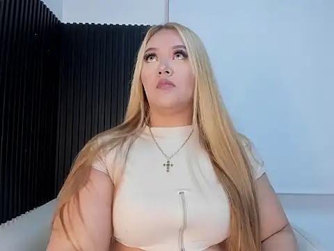 Lynda Bells online show from February 10, 11:31 pm