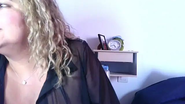 mariajosebarrazaa online show from March 29, 3:34 pm