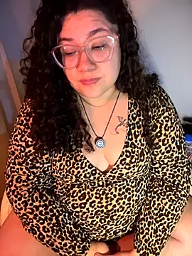 VanesssaMilf  online show from March 28, 2:22 am