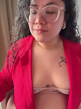 VanesssaMilf  online show from July 13, 1:03 pm