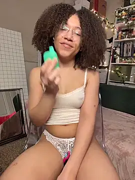 ollythegreat online show from March 26, 3:01 am