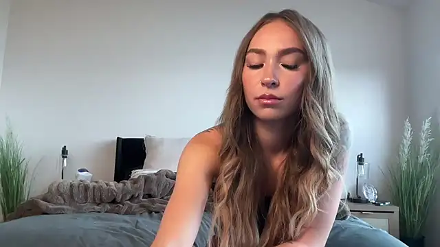 KiraSkys online show from June 30, 11:17 pm