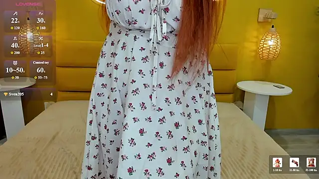 Snapshot of LisaAmoree chatting on July 7, 6:47 am LisaAmoree online show from July 7, 6:47 am
