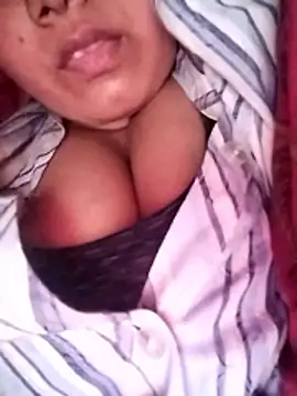 pihuu1313 online show from May 12, 3:42 pm