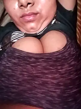 pihuu1313 online show from May 13, 9:33 pm