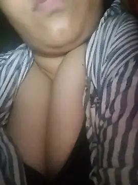 pihuu1313 online show from August 2, 7:56 pm