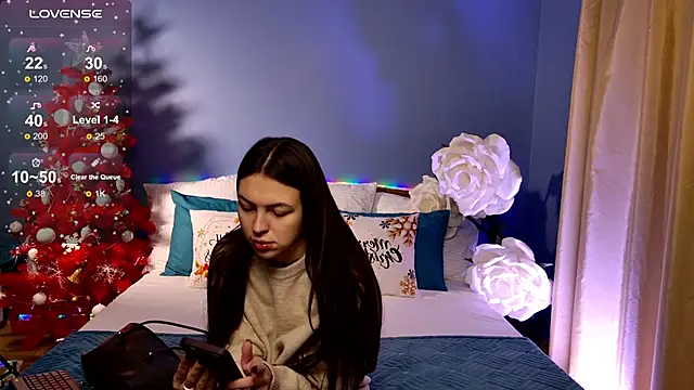 MaxinCarroll online show from January 14, 6:30 am