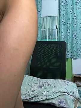 analuizaxxny online show from January 31, 7:23 pm