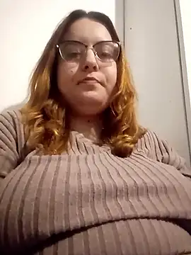 Snapshot of LilithUmbra chatting on December 22, 3:31 pm LilithUmbra online show from December 22, 3:31 pm