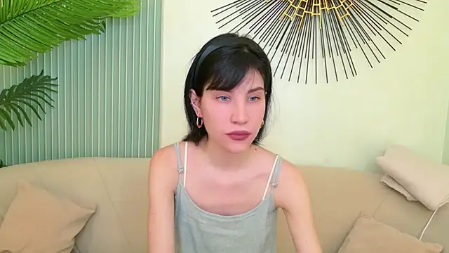 Dedra Dixon online show from January 16, 10:30 am