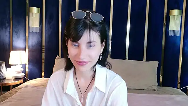 Snapshot of Dedra_Dixon chatting on June 8, 3:45 pm Dedra Dixon online show from June 8, 3:45 pm