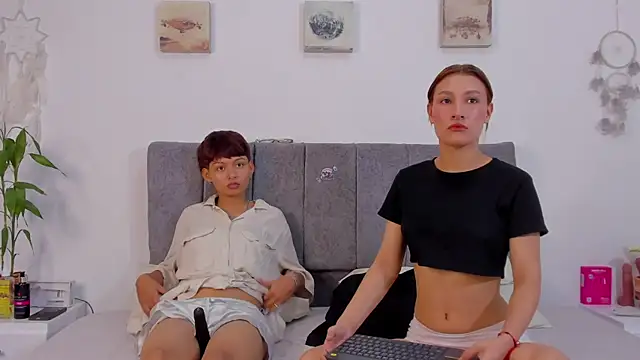 tefi meow  online show from December 22, 3:20 pm