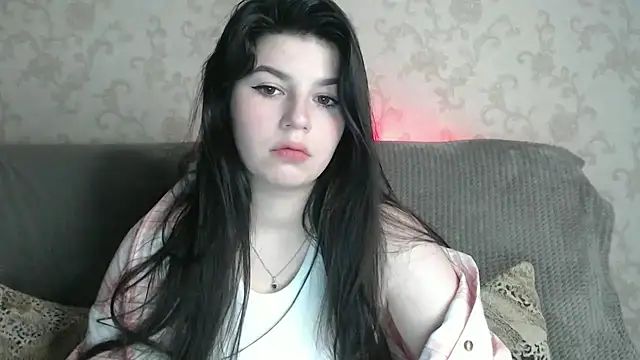 KisaModel online show from April 6, 1:03 am