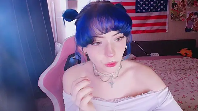 midnight memories online show from April 20, 8:17 am