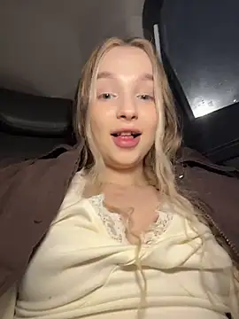 -teenytiny- online show from January 13, 4:45 pm