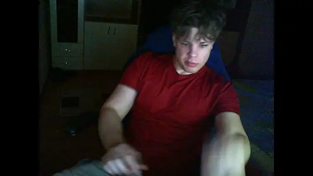 Snapshot of GymGuy0505 chatting on January 14, 2:55 pm GymGuy0505 online show from January 14, 2:55 pm