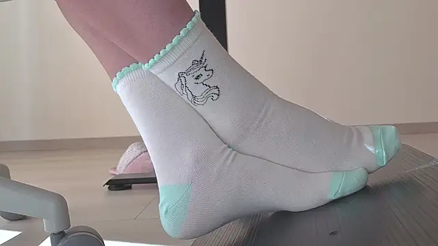 Feetbeth online show from March 20, 8:35 pm