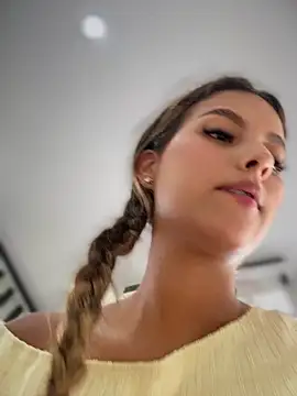 Valeria-escobar online show from July 28, 4:39 pm