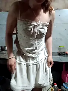 Snapshot of little-effy chatting on July 12, 9:39 pm little-effy online show from July 12, 9:39 pm