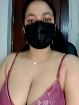 nosrat014 online show from April 12, 12:59 am