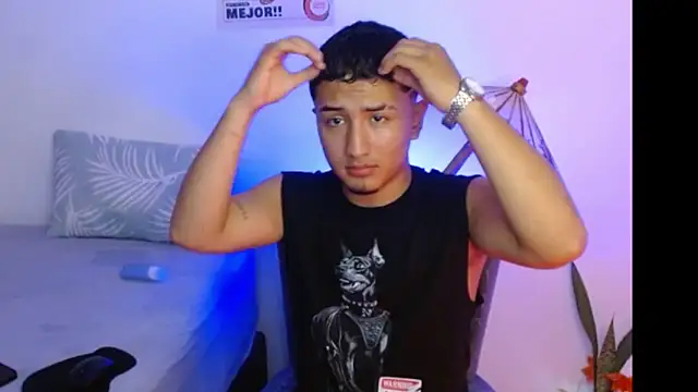 kyro estrada online show from March 5, 10:17 pm