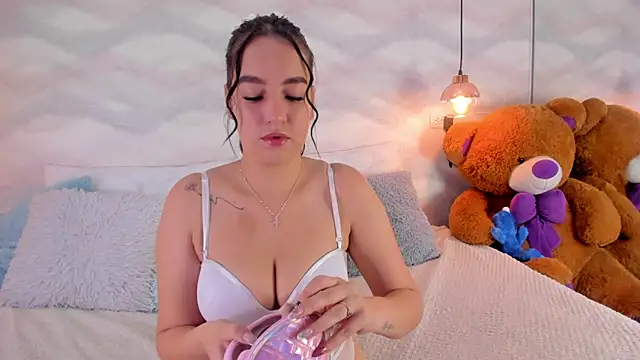 jazlin angels1 online show from January 15, 5:49 pm