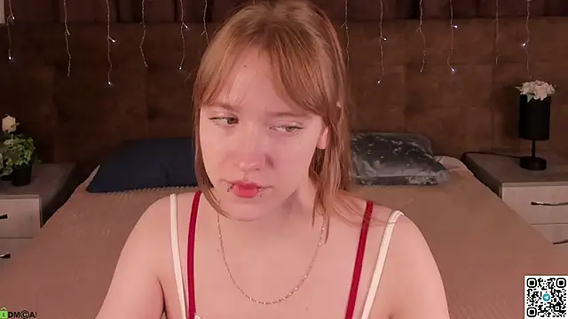 EmmaPratt online show from April 2, 12:19 am