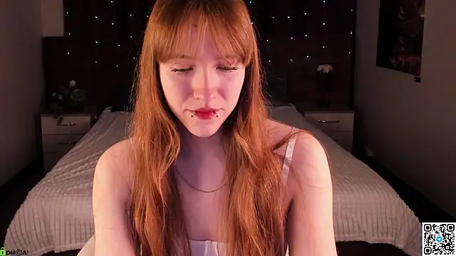 EmmaPratt online show from April 4, 12:31 am