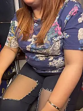 butterflyslay online show from February 10, 12:48 am