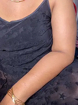 butterflyslay online show from February 26, 1:48 am