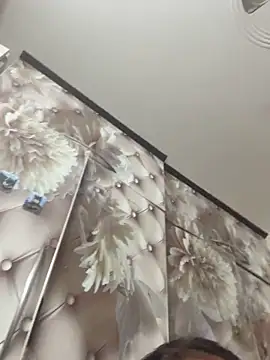 butterflyslay online show from April 7, 3:56 pm