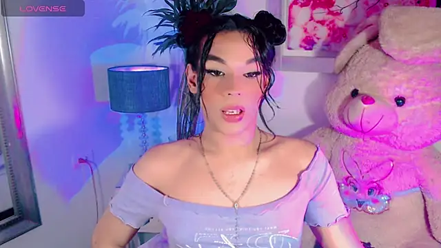 Snapshot of agathaferrer3 chatting on December 21, 3:57 am agathaferrer3 online show from December 21, 3:57 am